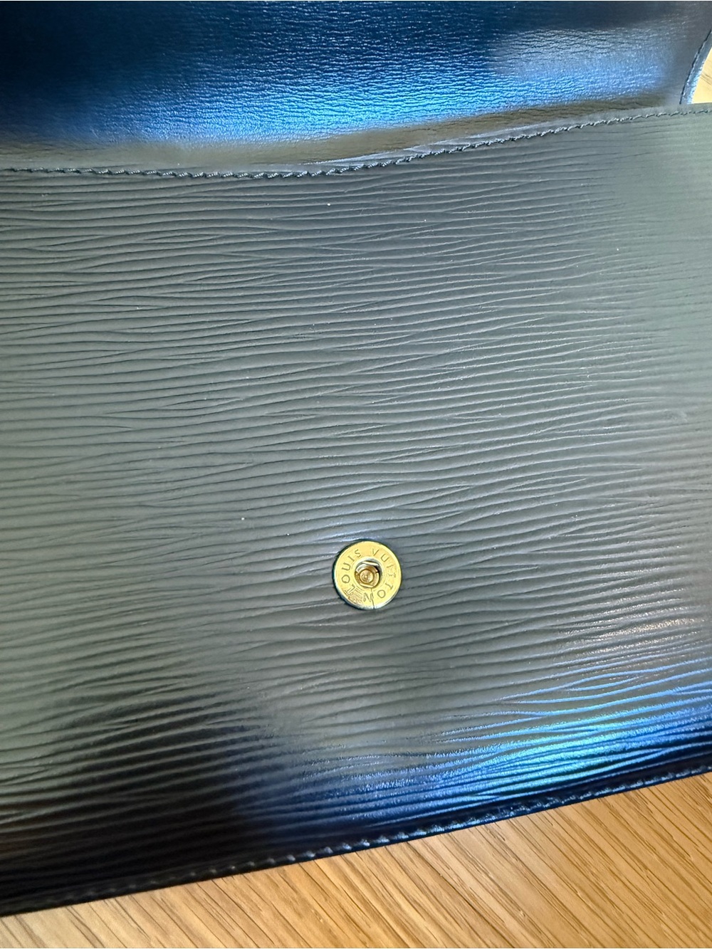 Louis Vuitton Black Epi Leather Envelope Clutch Bag - Picture 8 of 15